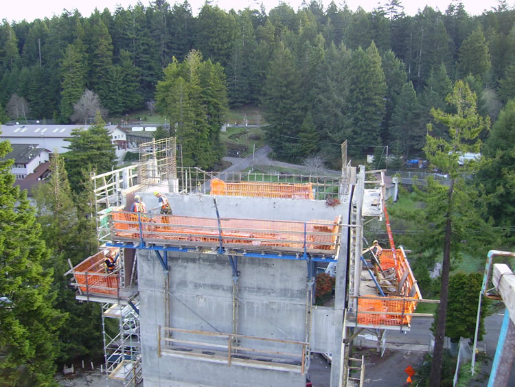 SHN provided welding inspections for the Behavioral and Social Sciences Building in 2007.