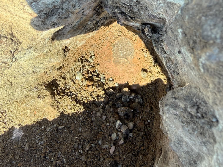 The materials of monuments located varied.